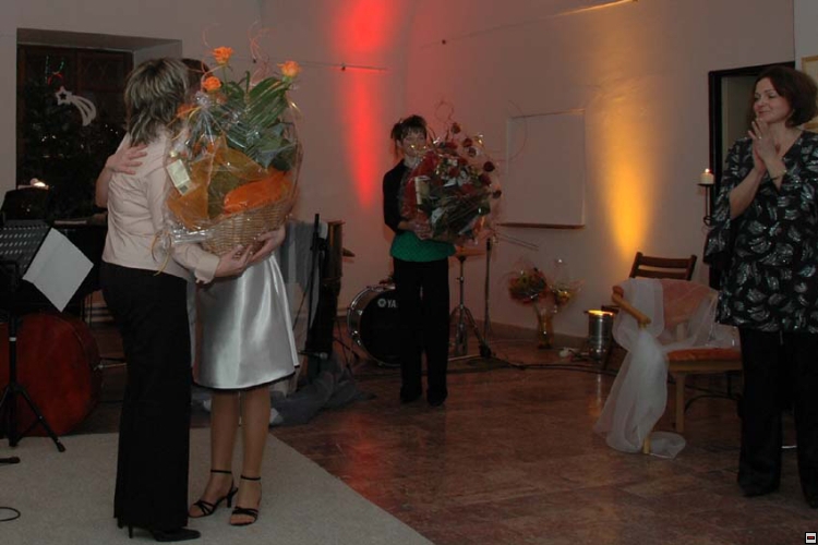 img00045.jpg