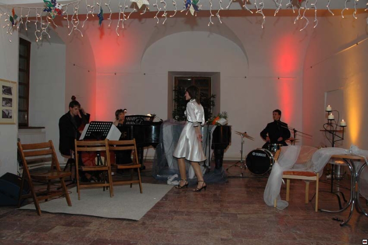 img00069.jpg