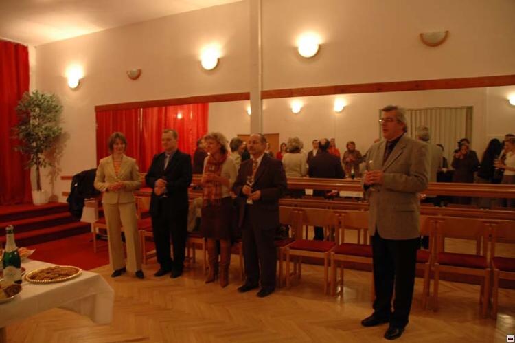 img00076.jpg