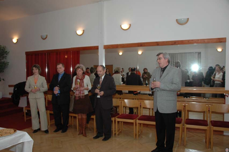 img00077.jpg