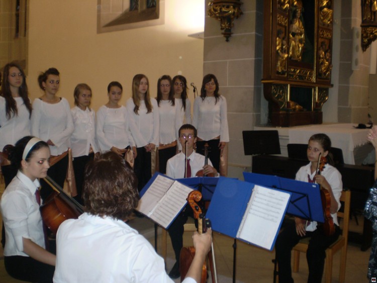 img00025.jpg
