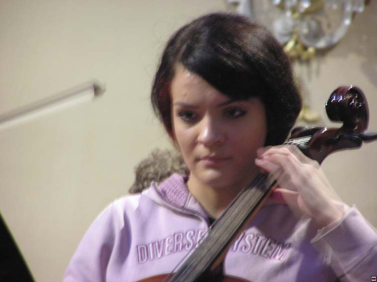 img00017.jpg