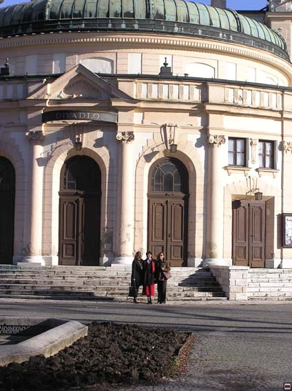 img00048.jpg