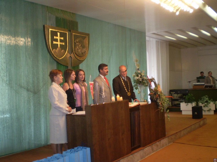 img00030.jpg