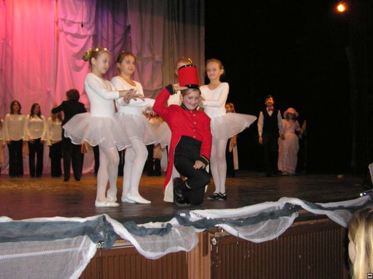 img00105.jpg