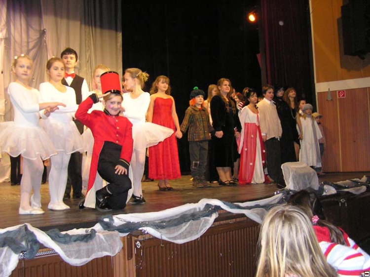 img00107.jpg