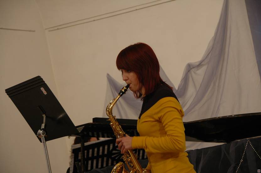 img00037.jpg