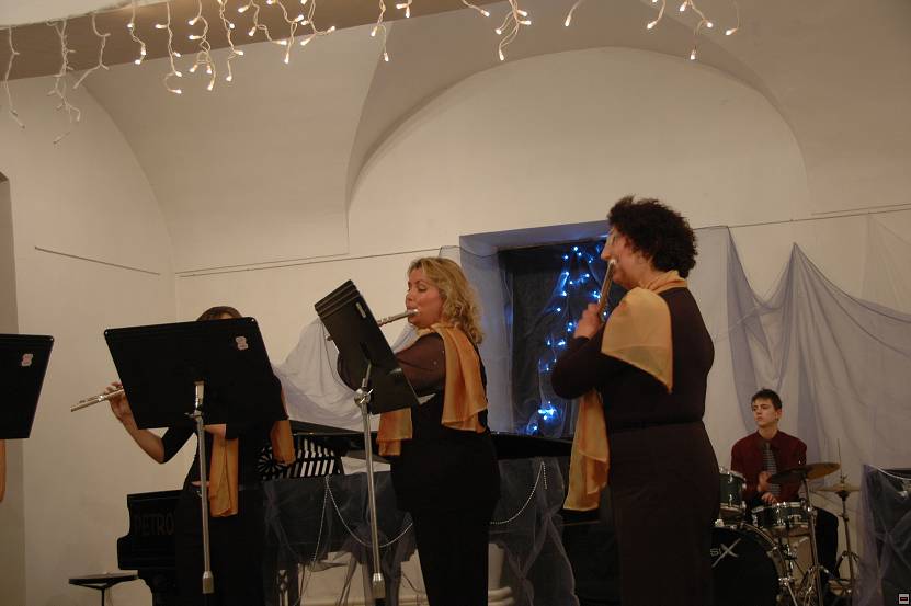 img00045.jpg