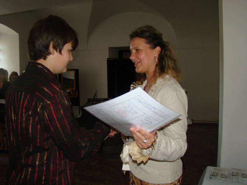 img00019.jpg
