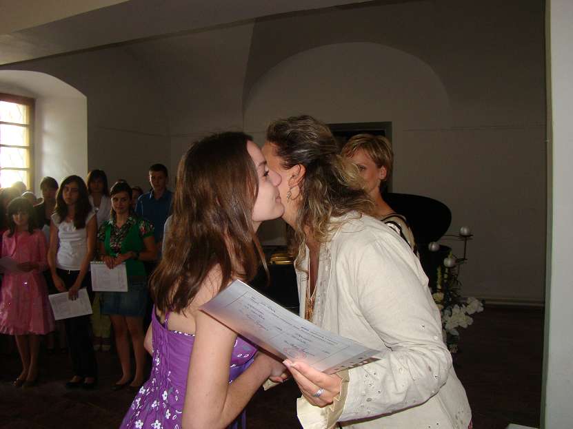 img00027.jpg