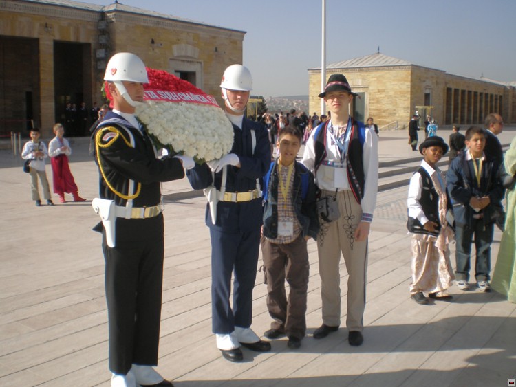 img00103.jpg