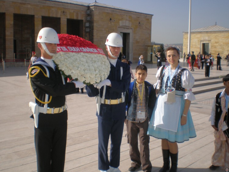 img00104.jpg