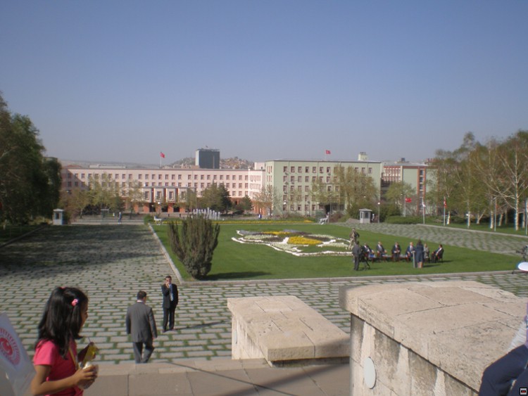 img00109.jpg