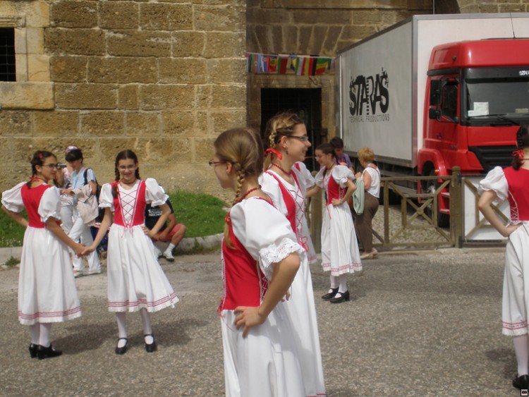 img00123.jpg