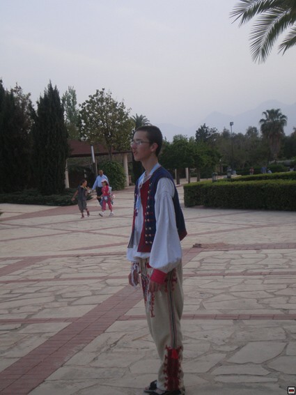 img00242.jpg