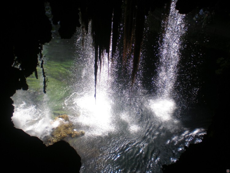 img00318.jpg