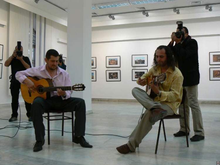 img00115.jpg