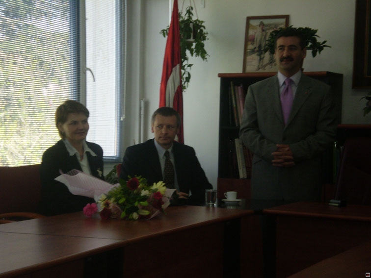 img00024.jpg