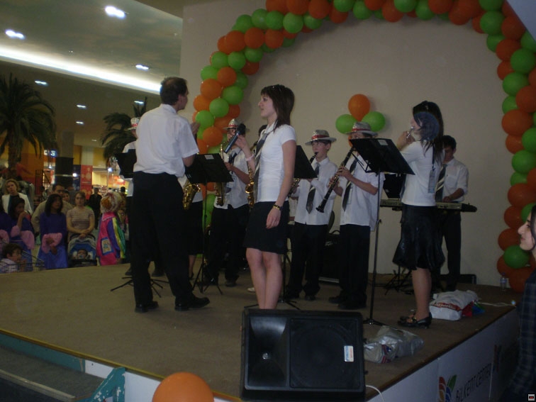 img00137.jpg