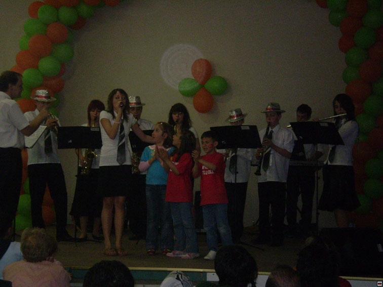 img00143.jpg