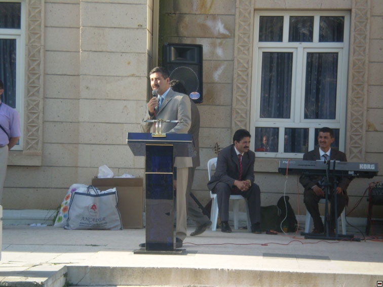 img00207.jpg