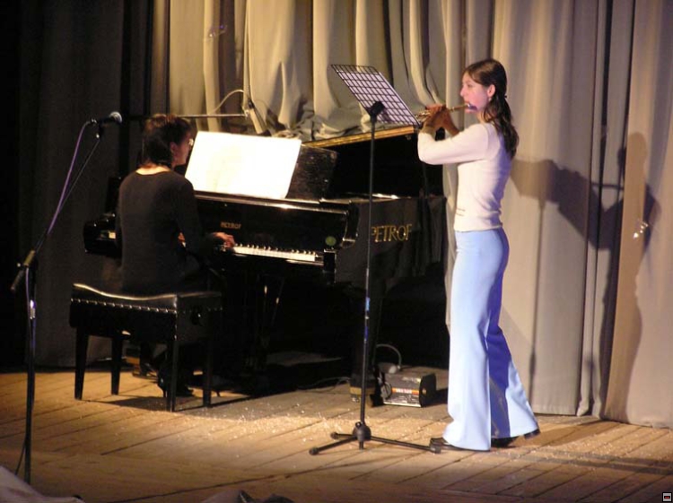 img00012.jpg
