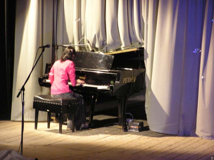 img00032.jpg