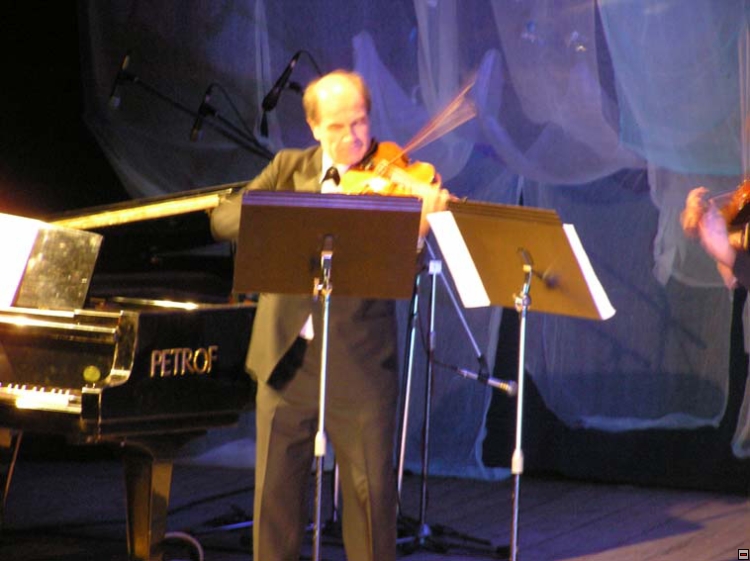 img00068.jpg